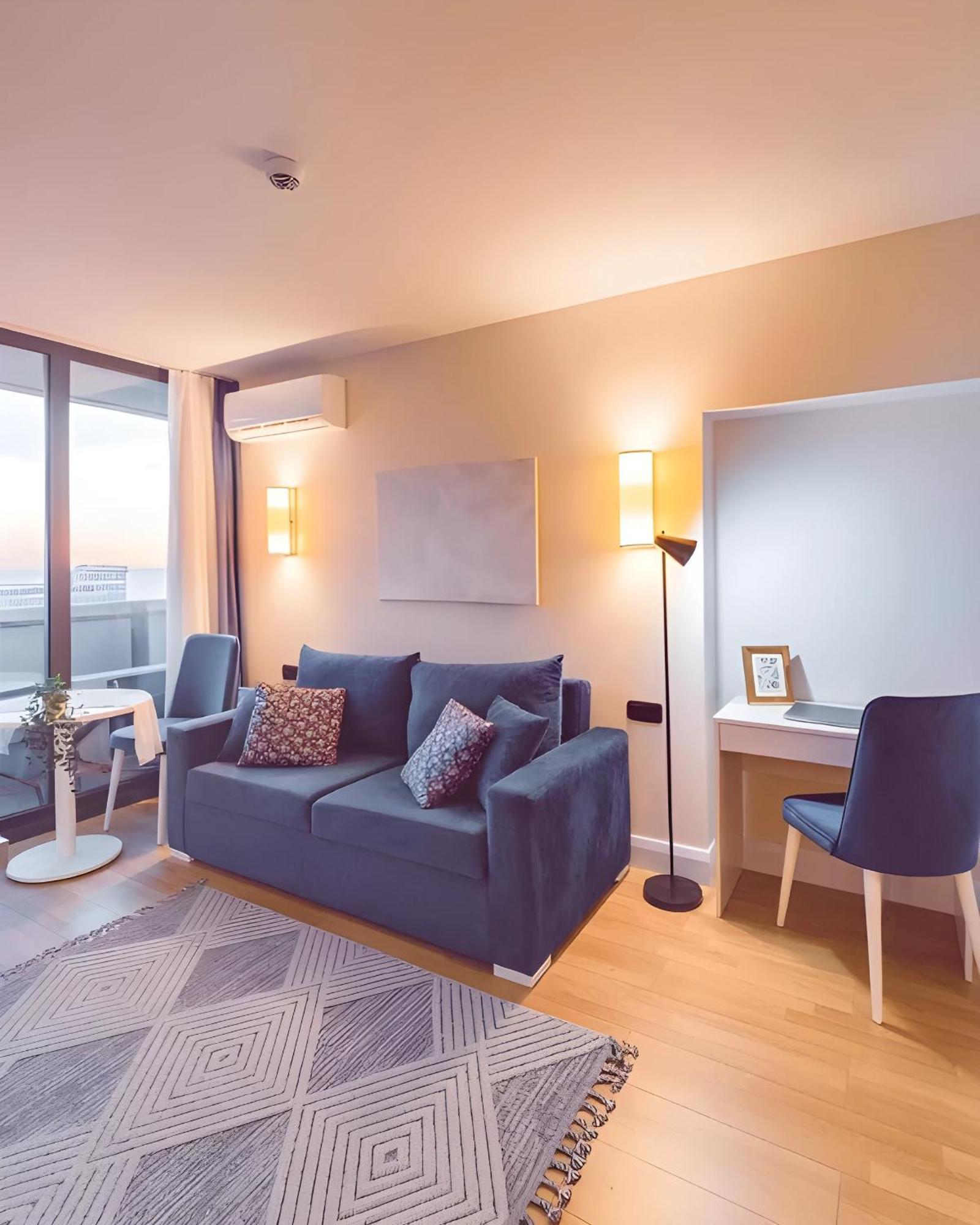 Luxury Orbi City Sea View Aparthotel 巴统 外观 照片
