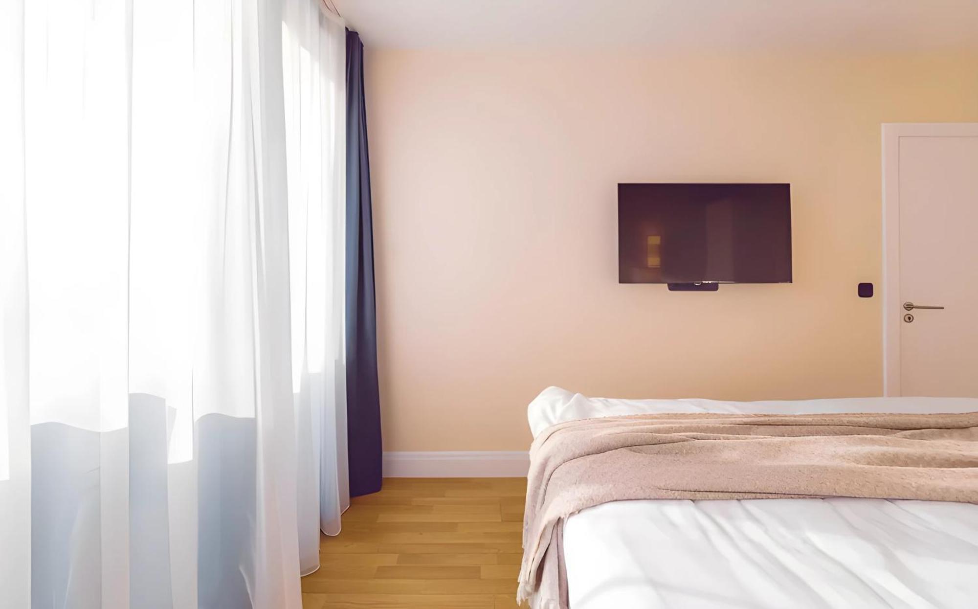Luxury Orbi City Sea View Aparthotel 巴统 外观 照片