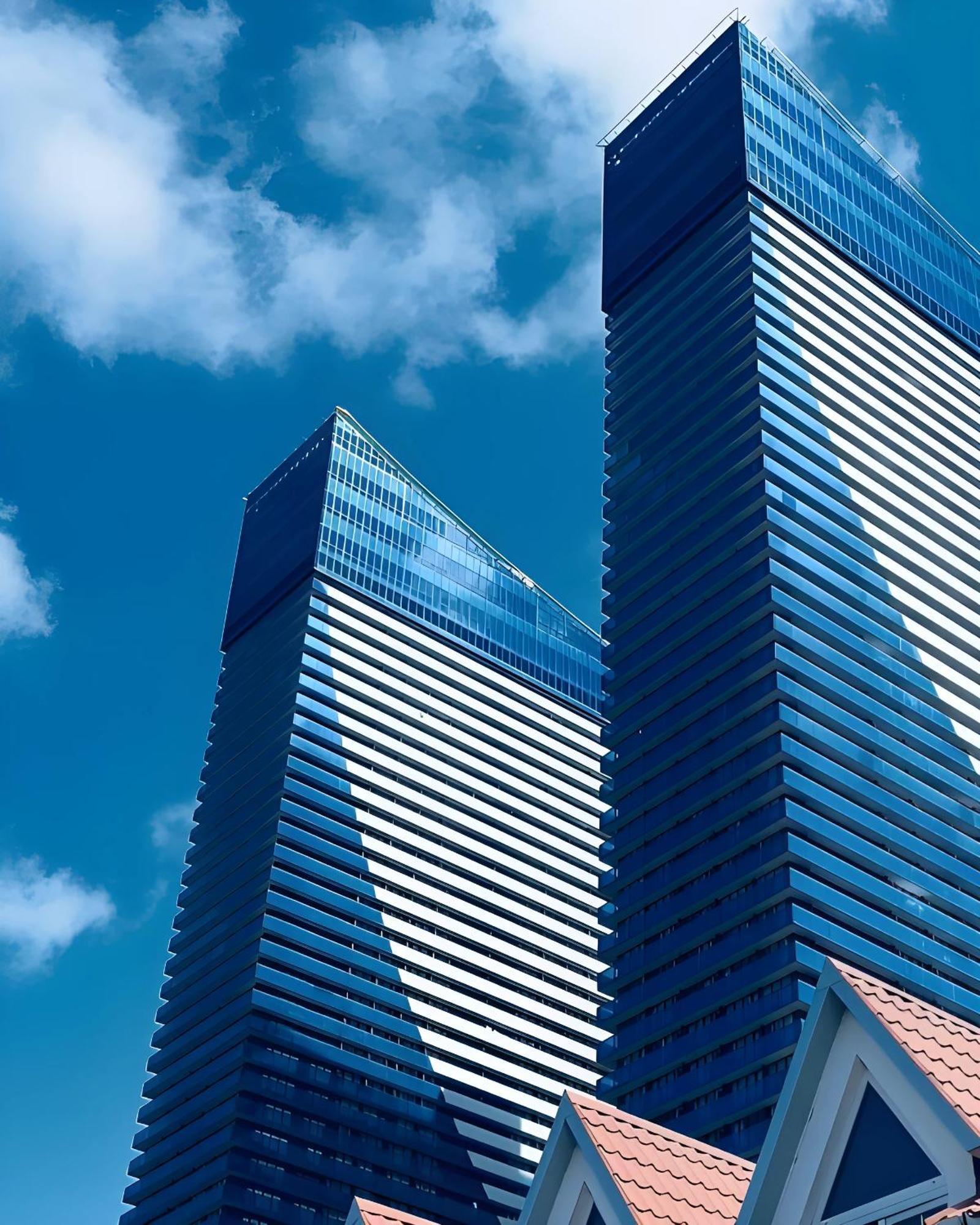 Luxury Orbi City Sea View Aparthotel 巴统 外观 照片
