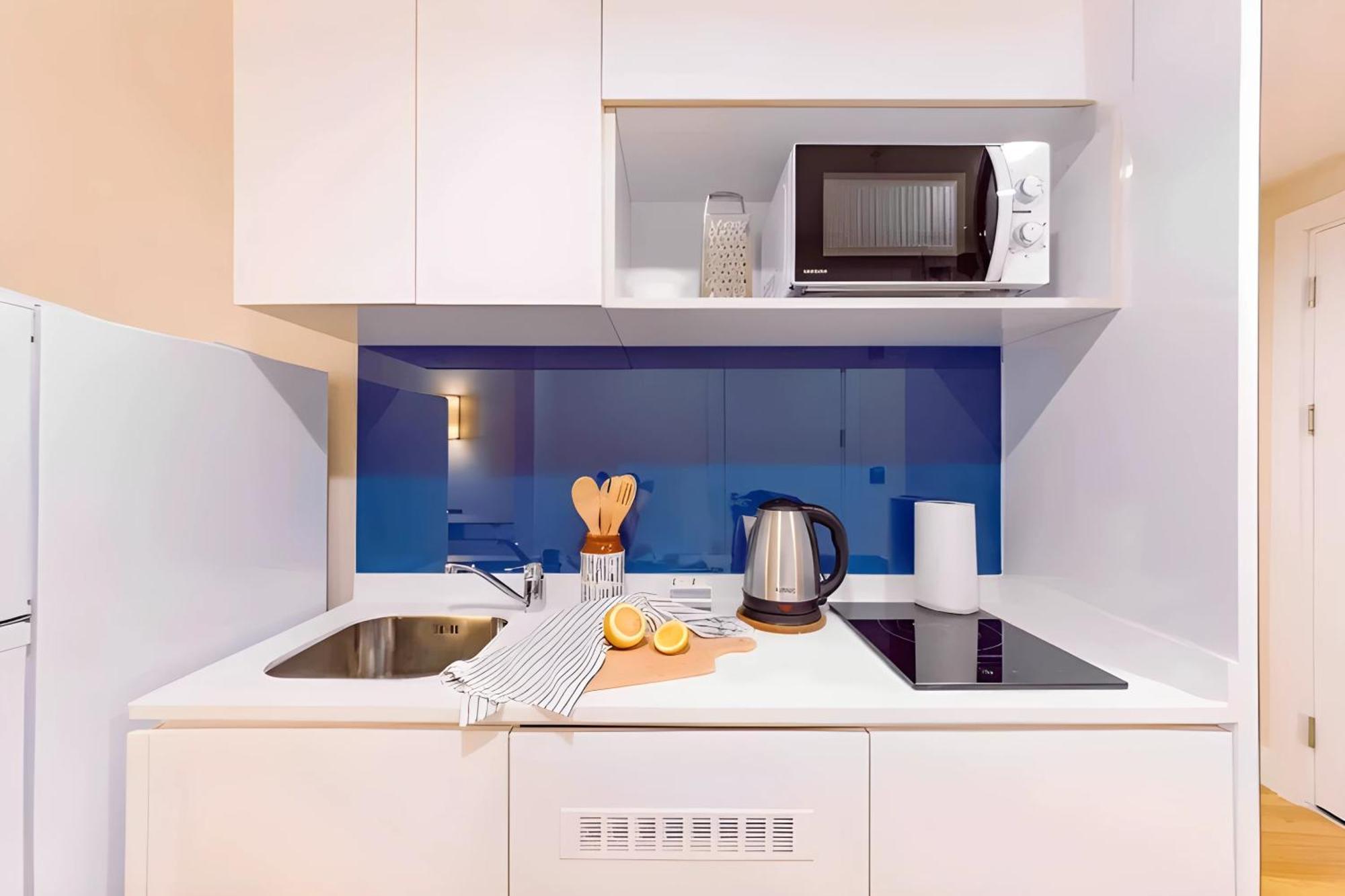 Luxury Orbi City Sea View Aparthotel 巴统 外观 照片